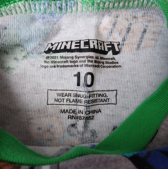 Kid's Minecraft Creeper Pajamas (BUNDLE - set of 2) - Picture 2 of 3